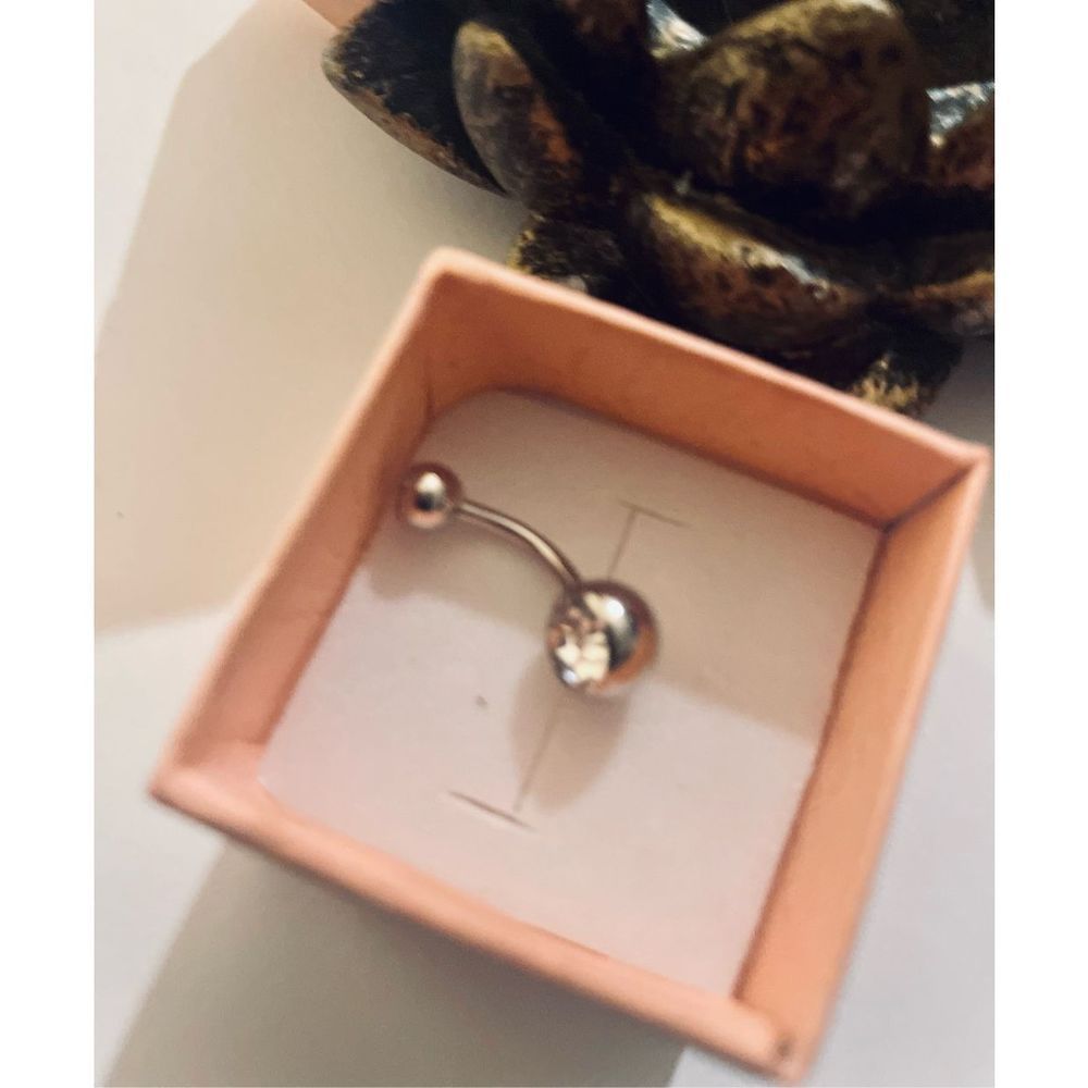 WHITE SAPPHIRE AND SILVER BLING BELLY RING - Picture 4 of 7